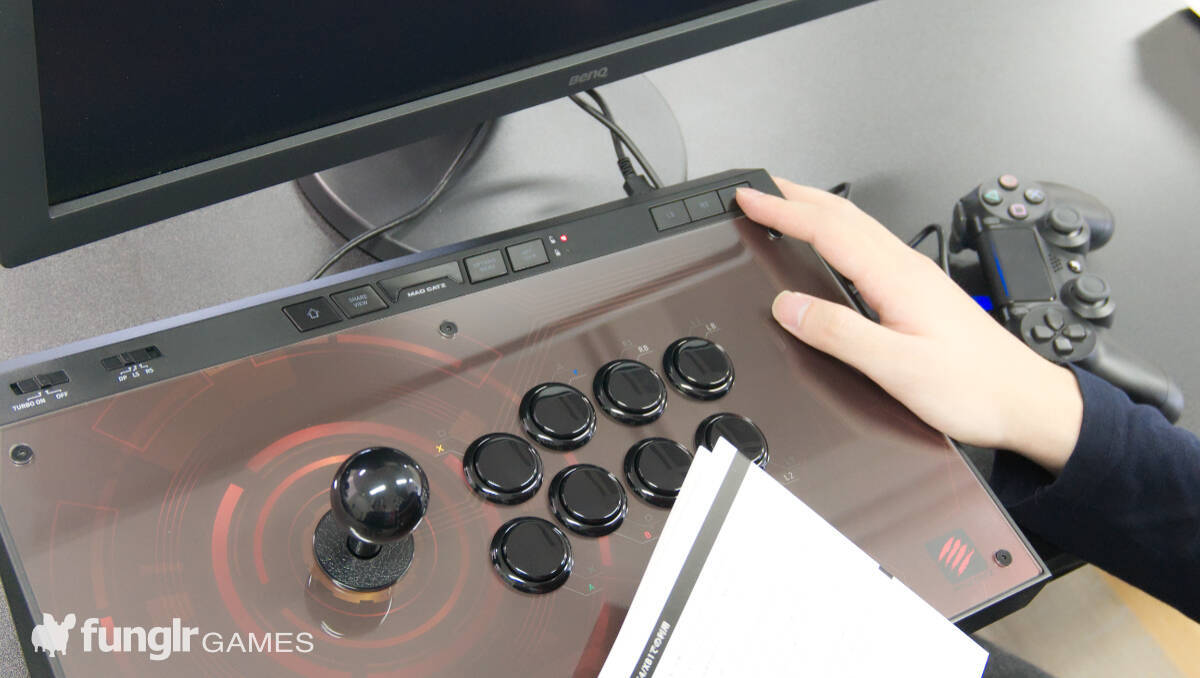 MADCATZ新作アケコン「EGO Arcade Stick」をfunglr GamesストＶプレイヤーがレビュー！