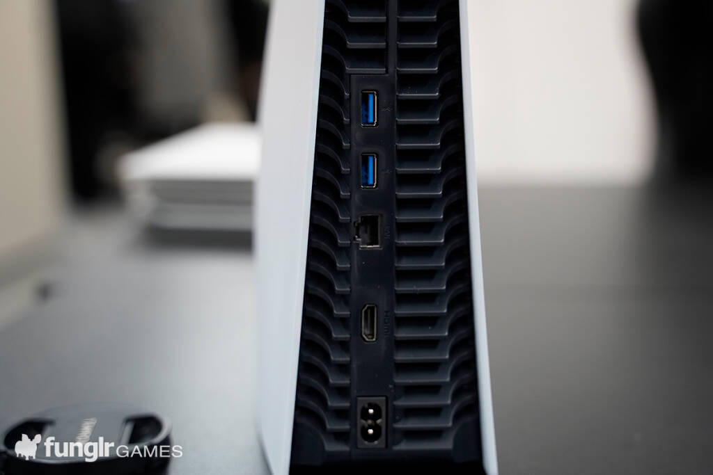 遂にPS5をゲット！次世代ゲーム機「PlayStation 5」を開封！未来感のあるデザイン、きめ細かいディテールに感動…！