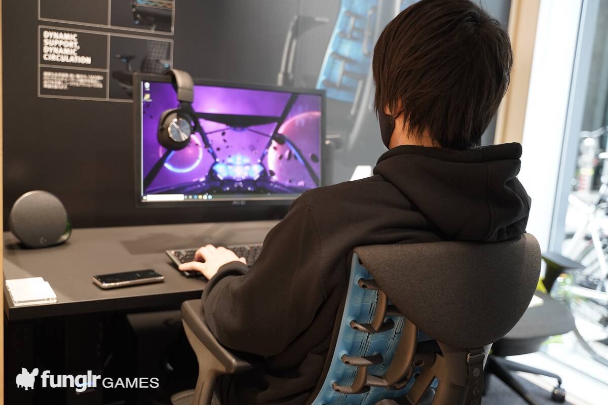 オープンしたての「ハーマンミラーストア青山」で話題のゲーミングチェアを体験！