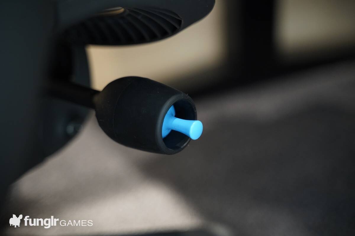 オープンしたての「ハーマンミラーストア青山」で話題のゲーミングチェアを体験！