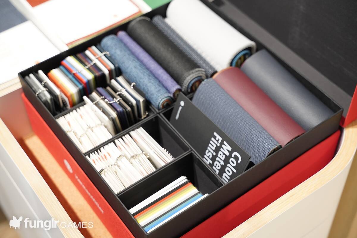 オープンしたての「ハーマンミラーストア青山」で話題のゲーミングチェアを体験！