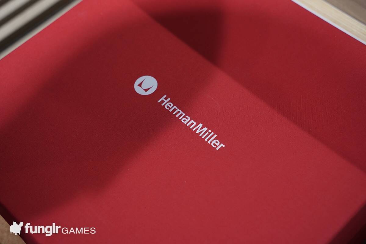 オープンしたての「ハーマンミラーストア青山」で話題のゲーミングチェアを体験！