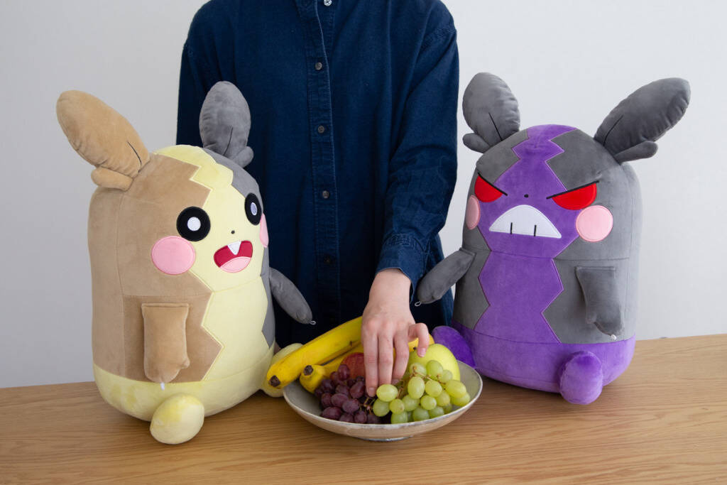 プレミアムバンダイに、にめんポケモン「モルペコ」のPCクッションが登場！なんと“まんぷくもよう”と“はらぺこもよう”の2種類で1セット！