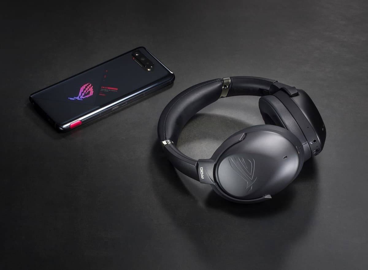 日常使いもゲームもこれ1つあればOK！Bluetooth対応のゲーミングヘッドセットASUS「ROG Strix Go BT」発表！
