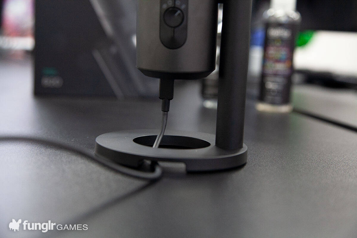 EPOSから登場した本格的スタジオクオリティーのゲーミングマイク「B20」をレビュー！