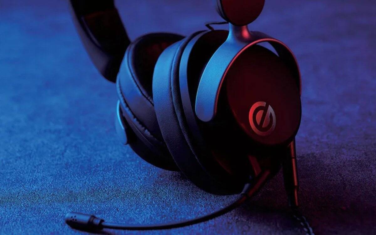 「ELECOM GAMING V custom」ブランドから有線ゲーミングヘッドセット「HS-VH300BK」が新登場！