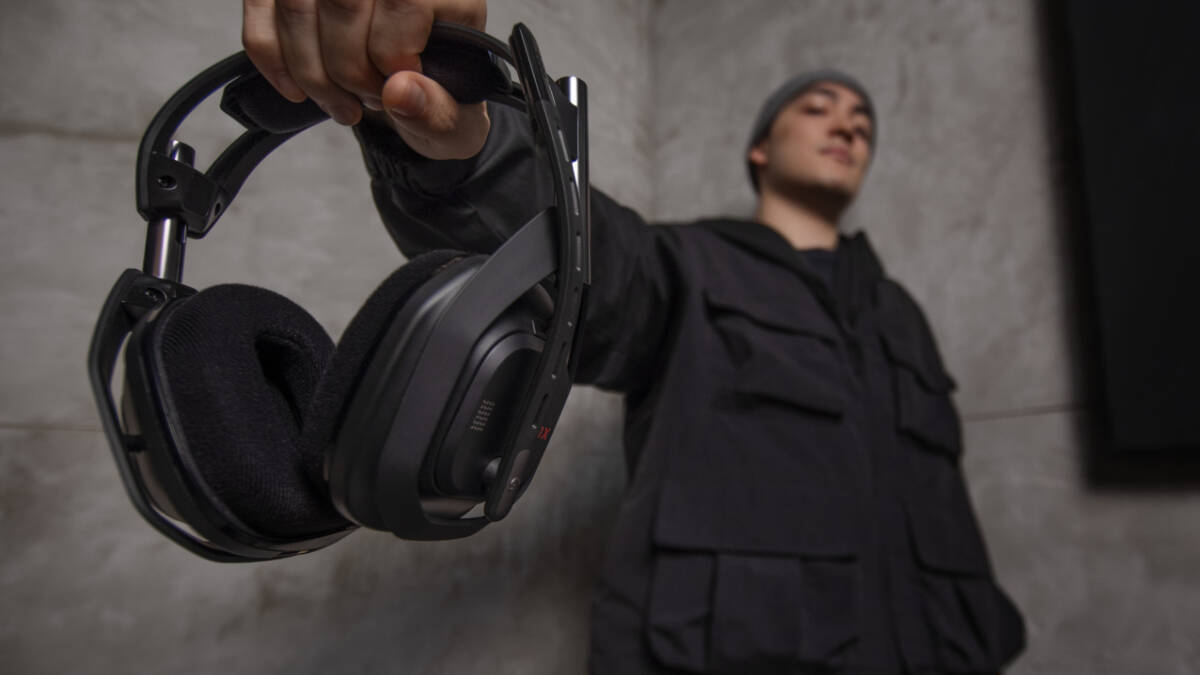 ロジクール、PS5/Xbox/PC対応のミックスアンプを内蔵したベースステーション付き「ASTRO A50 X ゲーミングヘッドセット」を5月16日発売へ