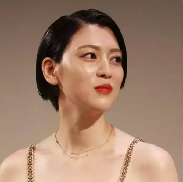 「TAKAHIRO、三吉彩花、あいみょんも…何かと話題になる「タトゥー問題」の今」の画像