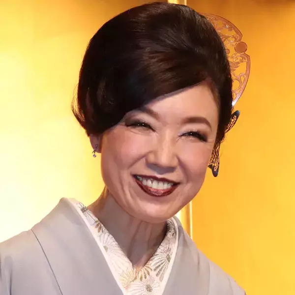 松任谷由実「納税額が最高時から8000万円もダウン」のナゾ…今年も「恋人がサンタクロース」の季節到来