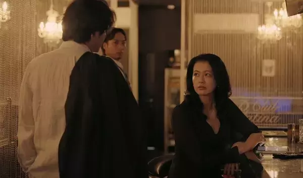 「映画「月の犬」子供を犠牲にするヤクザ社会、男女3人の破滅」の画像