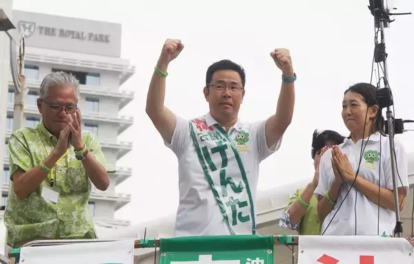 混迷の「天王山」沖縄県知事選…自民系は内輪モメ、現職の玉城氏陣営も足並み乱れ黄信号の“泥仕合”
