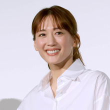 綾瀬はるか"正念場"で主演映画「人はなぜラブレターを書くのか」にアクセル全開 成功の先に待つジェシーとの結婚