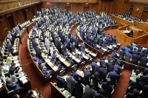 終盤国会に“問題法案”目白押しで高市首相は「再可決」を乱発するのか？ 強引な運営なら支持率下落