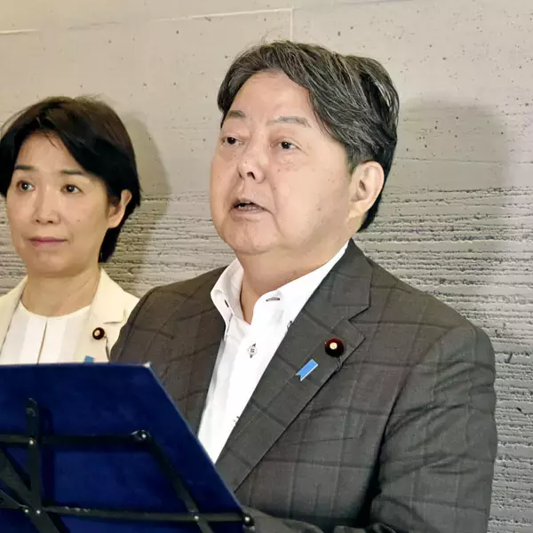 「高市内閣“小幅”改造の真の目的…首相は「挙党体制」を建前に党総裁選のライバル潰しに虎視眈々」の画像