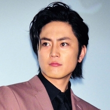 間宮祥太朗「良いこと悪いこと」考察合戦で上昇気流!「あな番」田中圭不在の事務所を支えるカリスマ性