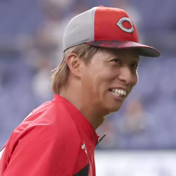 元EXILE黒木啓司は投げ銭生活に！ 元広島・羽月隆太郎や元俳優・遠藤要も…TikTokが不祥事タレントの荒稼ぎの場に