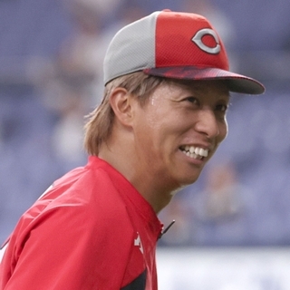 元EXILE黒木啓司は投げ銭生活に！ 元広島・羽月隆太郎や元俳優・遠藤要も…TikTokが不祥事タレントの荒稼ぎの場に