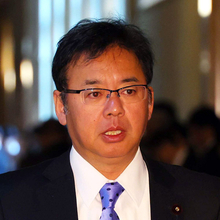 全面切り替えでトラブル続き混乱拡大…それでも厚労省「マイナ保険証メリット周知」の笑止