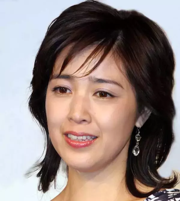 ボディコン姿の菊池桃子はアイドル時代の可憐なイメージからのキャラ変に大成功【あの頃、テレビドラマは熱かった】