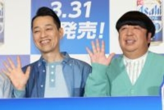 バナナマンがコンビで10年ぶりイベント登壇 ブレない「ガラパゴス」の境地と安心感