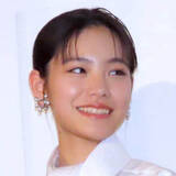 「當真あみが本格ブレークの様相 女優評論家の「CM美女10年周期説」にピタリと当てはまっていた」の画像1