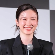永野芽郁の写真集イベントが若年層の女性ファンで満席 見えてきた「再起の兆し」と「次の一手」