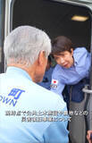 「高市首相“被災地利用PV”が大炎上！ ピアノBGM付きでヘリから合掌、酷暑に汗一滴かかない不可解」の画像2