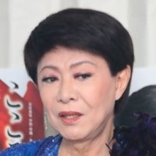 “パーキンソン病公表”の美川憲一が見せた、低迷期を救った盟友への恩義…コンサート強行出演の背景