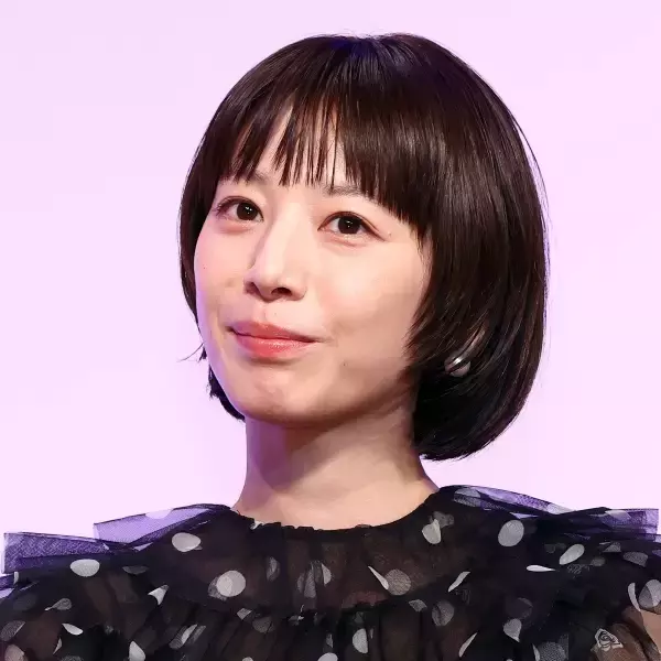 バカリ組は妻「夢眠ねむ」ソックリ？ NHK『巡るスワン』に夏帆起用…森田望智、臼田あさ美と常連女優の共通点