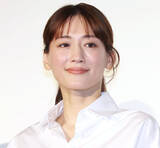 「綾瀬はるか「箱の中の羊」興収10億円超え視野 “安藤サクラの呪縛”を断ち切り、悲願の日本アカデミー賞最優秀主演女優賞をロックオン」の画像1