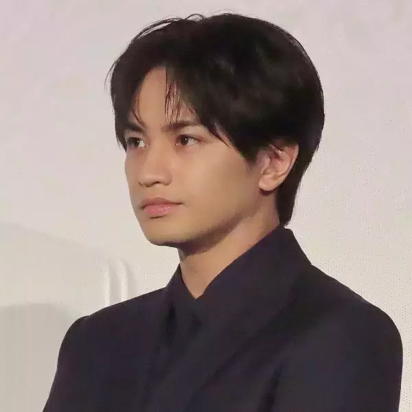 中島健人「地方モールお渡し会」での物議も戦略通り？ ドームツアー成功の山田涼介との差とtimelesz炎上の明暗