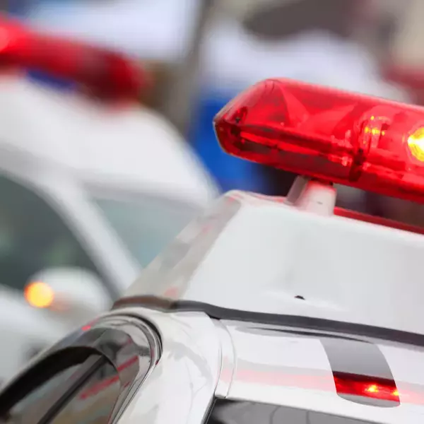 電車内のシートを切り裂くこと300回！ 独身56歳「鉄道オタク」の呆れた犯行動機