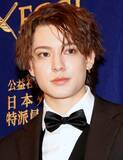 「カウアン・オカモト“元ジャニーズ”ホストデビューで前山剛久と同様の“使い捨て”も」の画像1