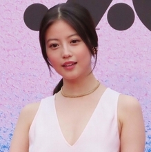 今田美桜“もうひと脱ぎ”でトラブル対処の荒技プラン…「3億円訴訟報道」と写真集10万部快挙の攻防