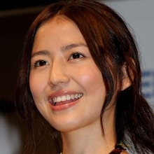 「セーラー服と機関銃」19歳の体当たり熱演が長澤まさみの“ダー子”のルーツ？【あの頃、テレビドラマは熱かった】