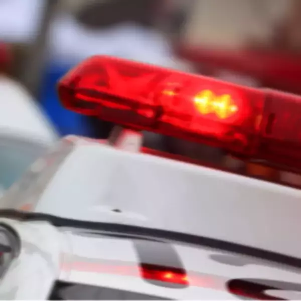 自宅のベランダでウロウロ…神戸市65歳“全裸男”が逮捕された理由