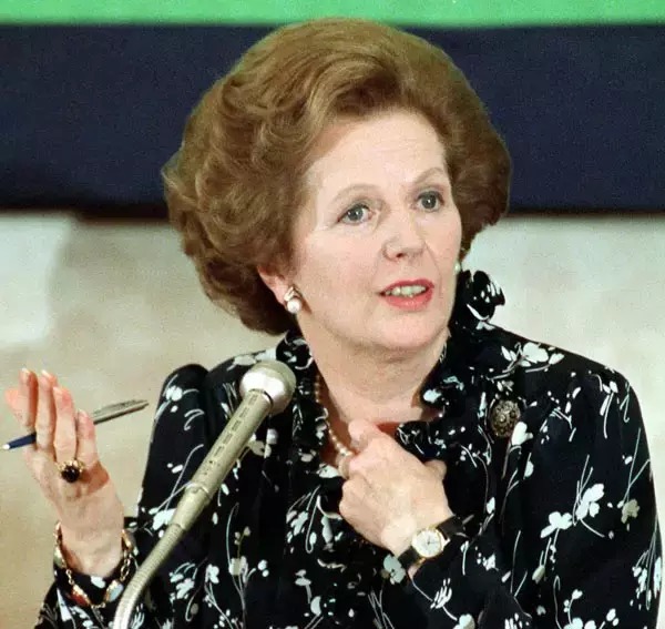 「「日本の鉄の女」を自称した高市首相のゴーマン自己陶酔…欧州歴訪で“サッチャー気取り”悪目立ち」の画像