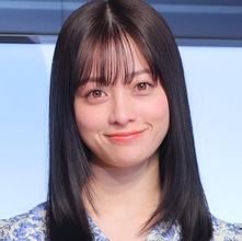 橋本環奈に近日ゴールイン説が再浮上…破局説も流れた中川大志と表参道デート＆高級パジャマ