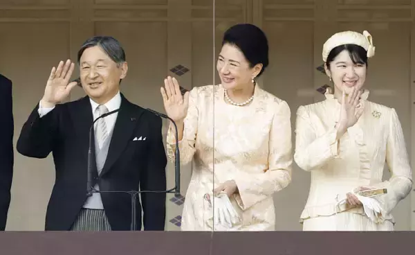 高市首相は今の天皇や上皇が嫌で嫌でならない 保守派のホンネは天皇制「崇拝」ではなく「衰退」（元木昌彦／「週刊現代」「フライデー」元編集長）