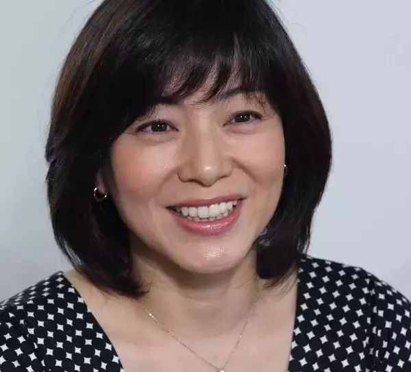 今年のクリスマスは放送見送り…“潮時”だった「明石家サンタ」と女優業に邁進する八木亜希子アナ