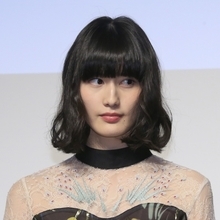 佐藤二朗vs橋本愛騒動が直撃！ フジドラマ“出たくない俳優”＆“見たくない視聴者”の二重苦