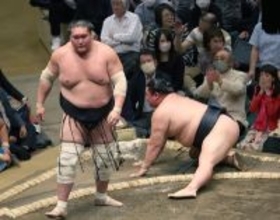 人気ゲスト伊勢ケ浜親方の暴行事件発覚で…NHK BS「大相撲どすこい研」が盛り上がれない！