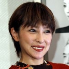 奥菜恵の近影に〈魔女感すごい〉SNS驚嘆！ 吉川ひなの、広末涼子…若い世代が“全盛期”を知らない40代での再起