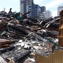 有名アナウンサーの現地取材や、報道ヘリコプターによる空撮に賛否がありますが、震災中継のあり方をどう思いますか？【テレビ局に代わり勝手に「情報開示」】