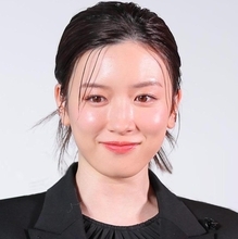田中圭が不倫騒動から約1年で表舞台に返り咲けたウラ…永野芽郁との違いは？