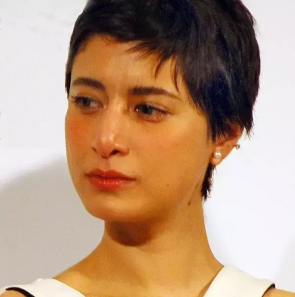 マリエが明かした「家族断絶」と壮絶トラブル史…元セレブタレントは現在デザイナー兼経営者に