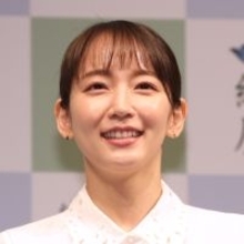 “等身大”の吉岡里帆が光る！NHK夜ドラ「ひらやすみ」で高まる大河への期待…転機として思い当たる「どんぎつね卒業」