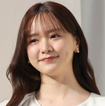 森香澄“桃尻もろ出しショット”の衝撃 あざとセクシーの極致で目指す「田中みな実超え」の新境地