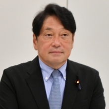 消費税減税まとめられず…自民・小野寺税調会長“ヒラメ中間管理職”の悲哀