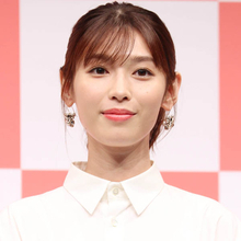 「豊臣兄弟！」白石聖は代役からCM女王に上り詰めた川口春奈の再来か？ 佐藤健と共演の配信ドラマも話題に